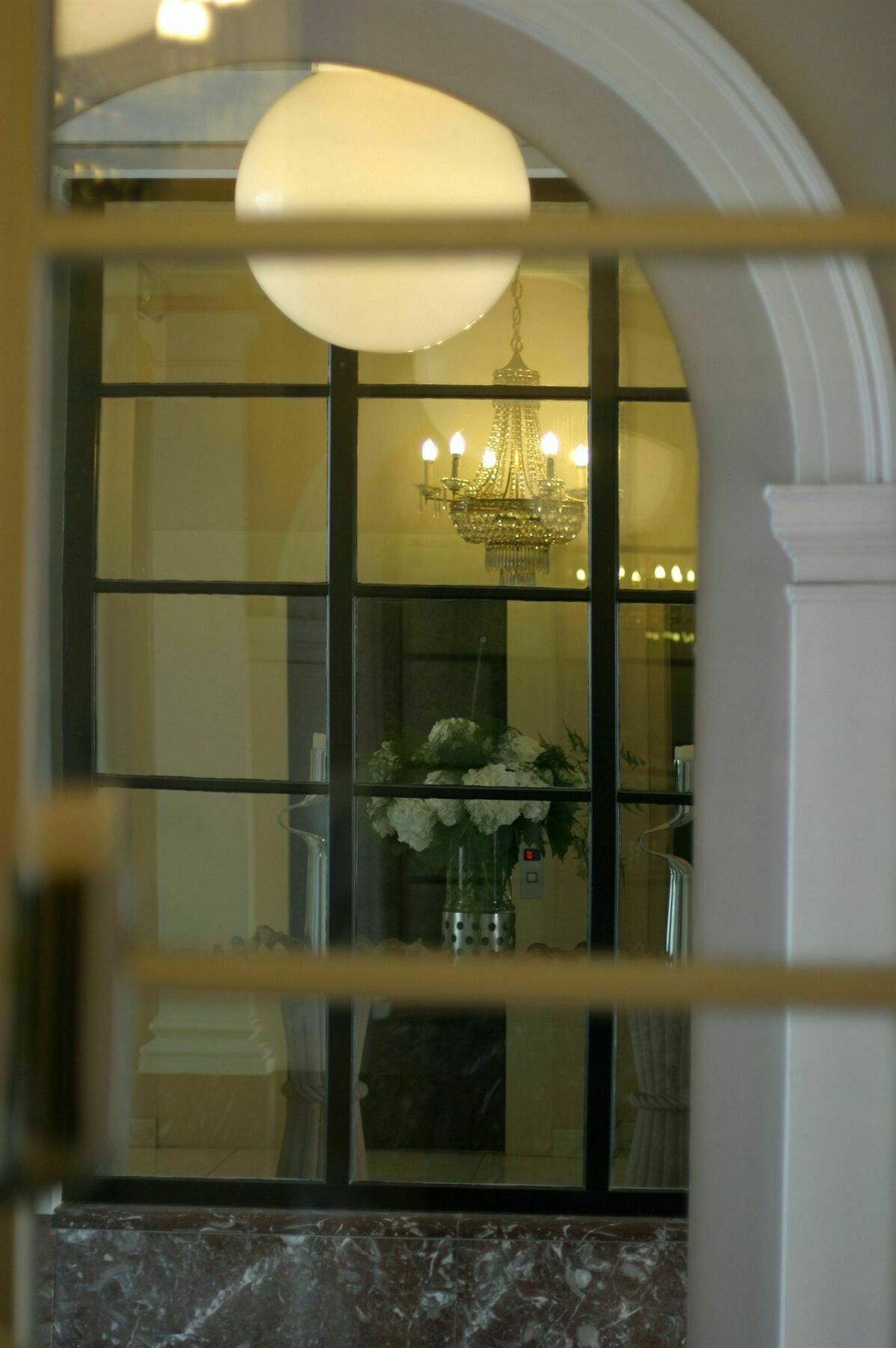Hotel La Legende Brussel Bagian luar foto